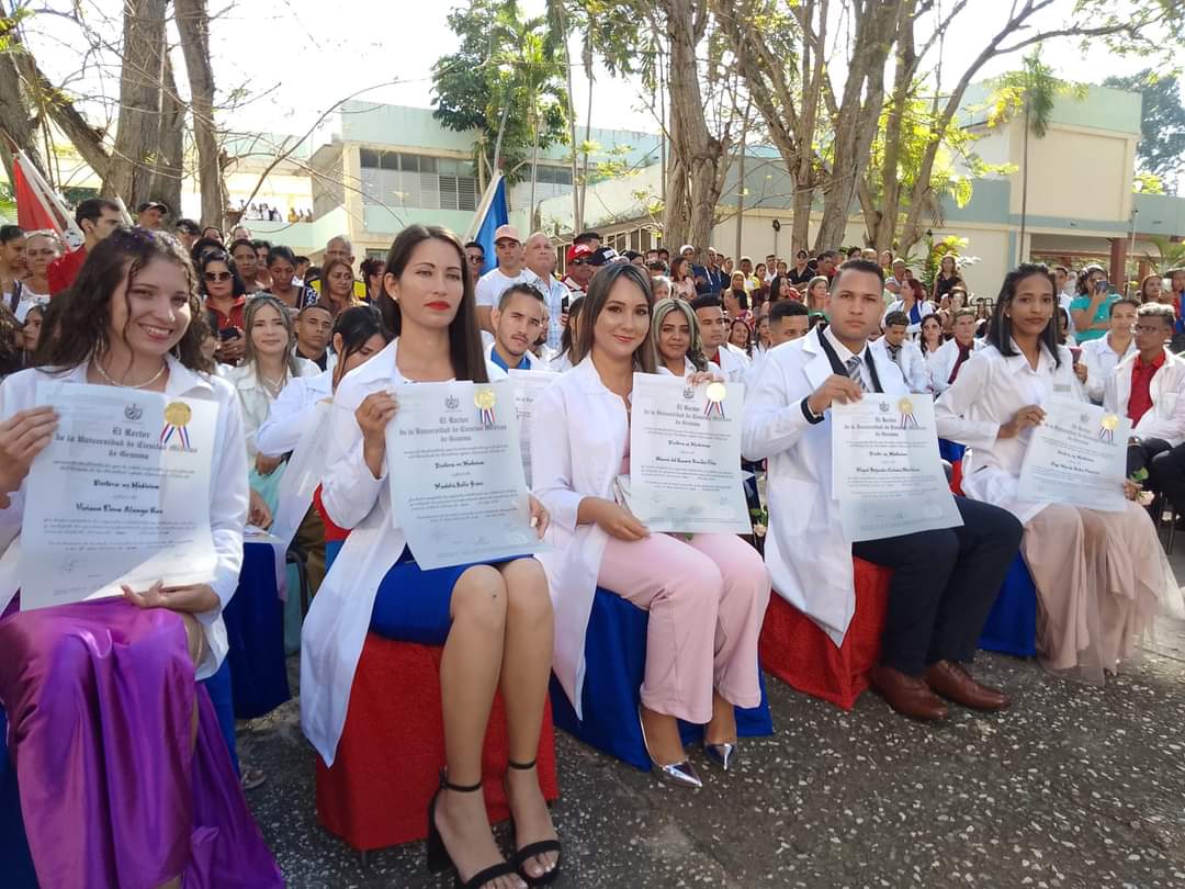 The 2023 Manzanillo Medical Sciences Graduation Ceremony is dedicated to FIDEL – Radio Rebelde