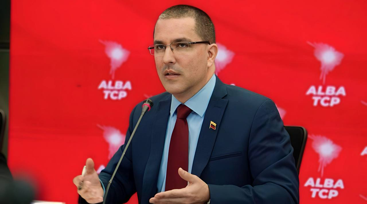 Felicita Canciller cubano a nuevo secretario ejecutivo de ALBA-TCP