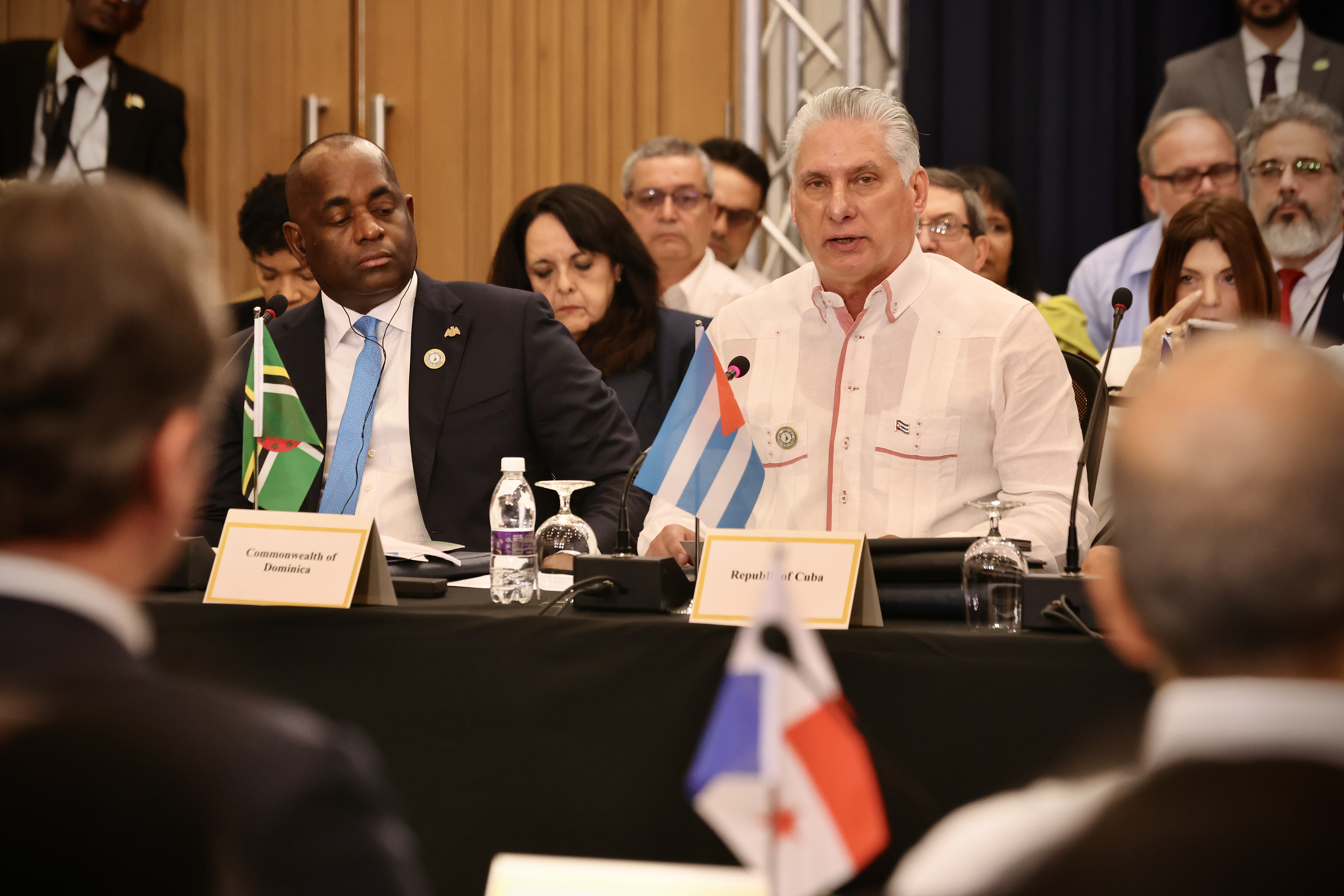 Ante las diferencias, diálogo; ante los retos, cooperación