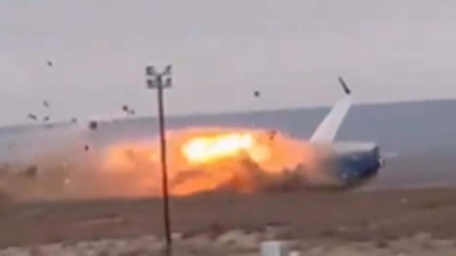 Se estrella avión en Kazajstán
