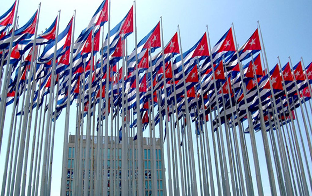 banderas cubanas