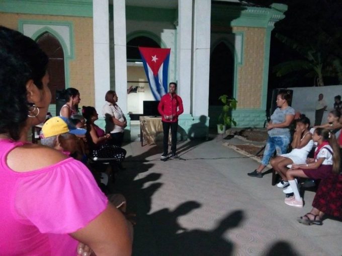 barrios debates CDR