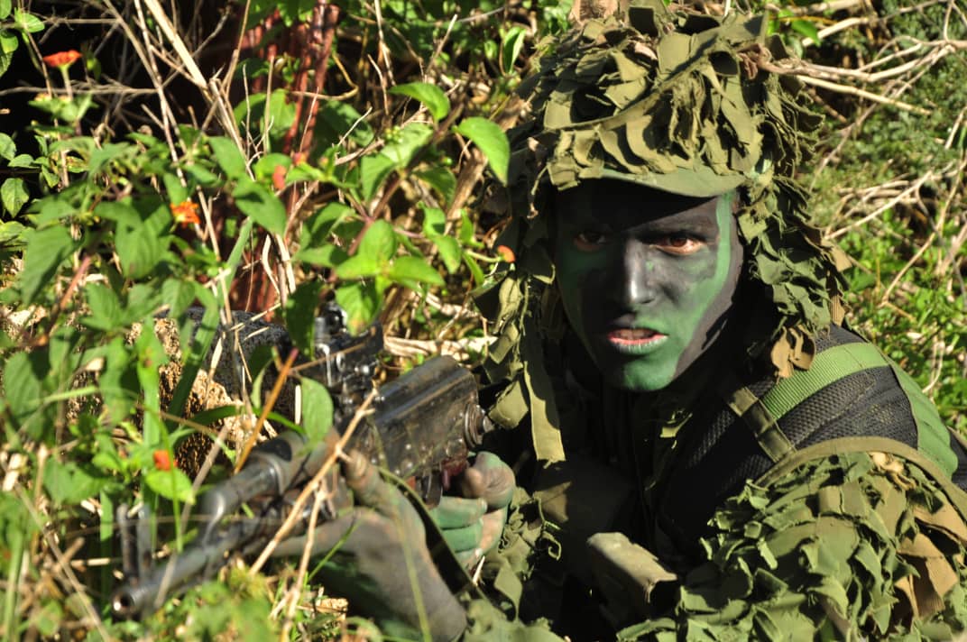 cadetes de instituciones docentes de las FAR