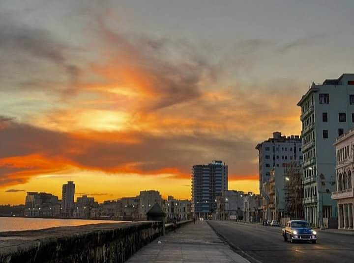 Amanecer en La Habana