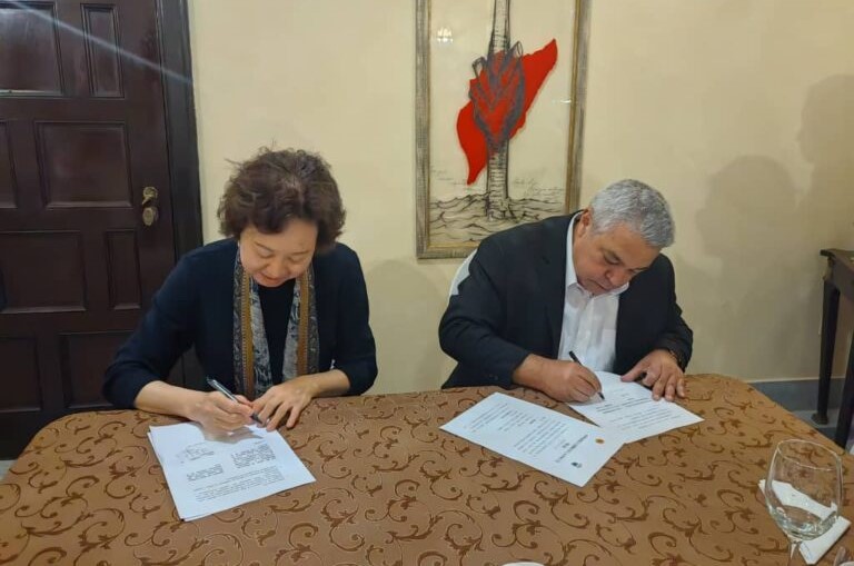 relaciones sindicales Cuba y China