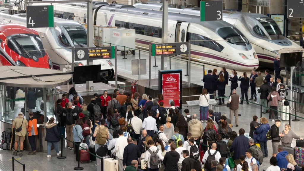 Robo de cables en línea de trenes de alta velocidad