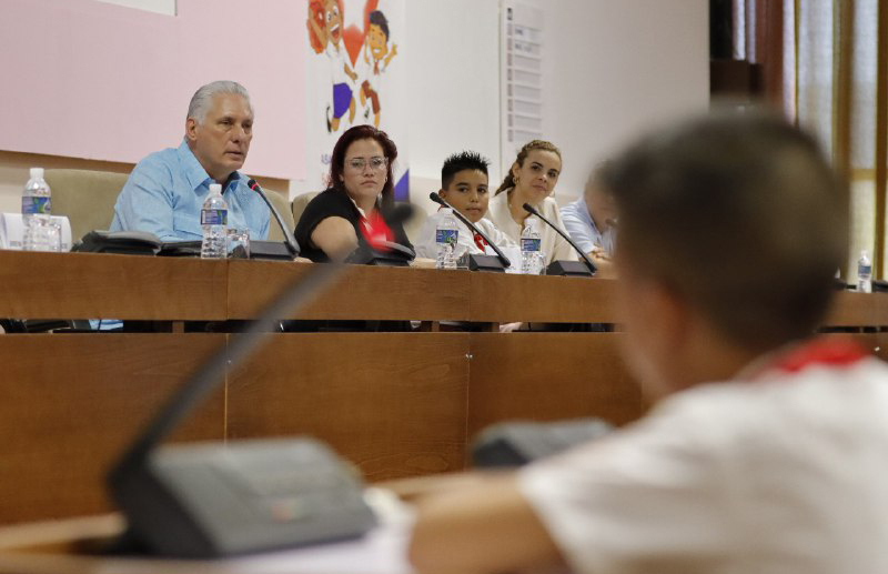 Miguel Díaz-Canel Bermúdez, Primer Secretario del Comité Central del Partido Comunista de Cuba (PCC) y Presidente de la República asiste hoy a la Asamblea Nacional Aniversario 64 de la Organización de Pioneros José Martí