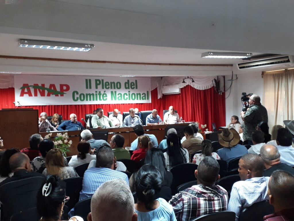 Sumar esfuerzos para que la producción de alimentos sea la prioridad