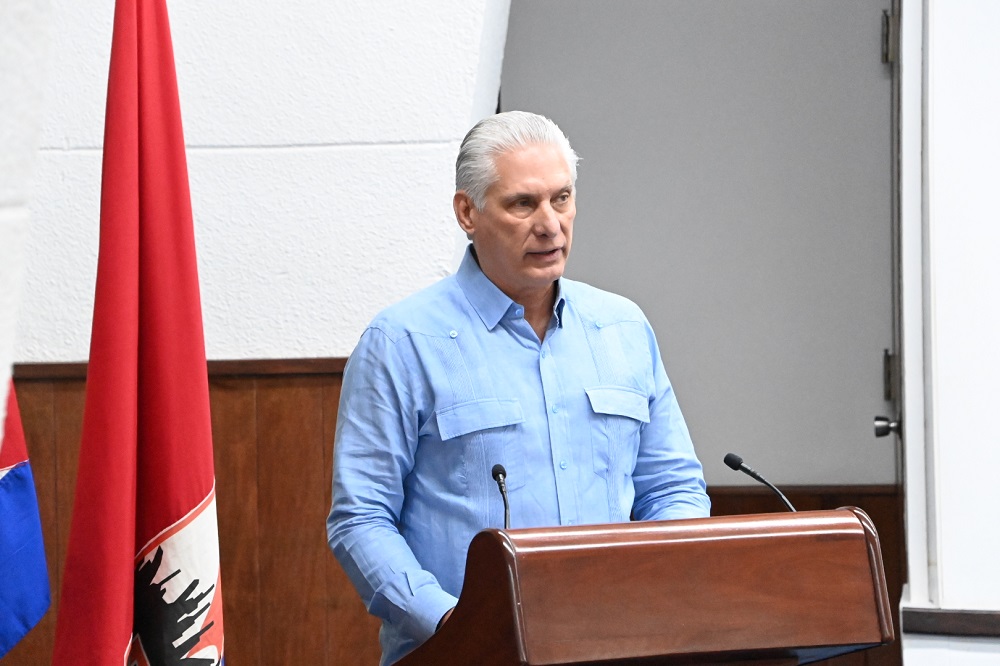 Díaz-canel en X Pleno del PCC
