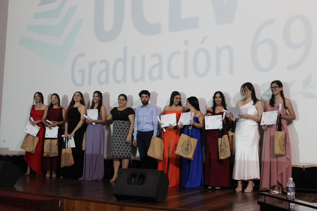 Egresan nuevos profesionales de Marta y del Che