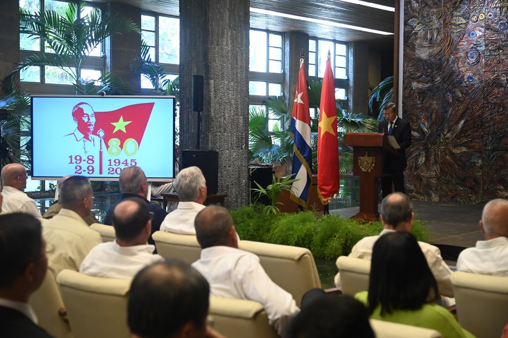 Conmemoración especial por vietnam
