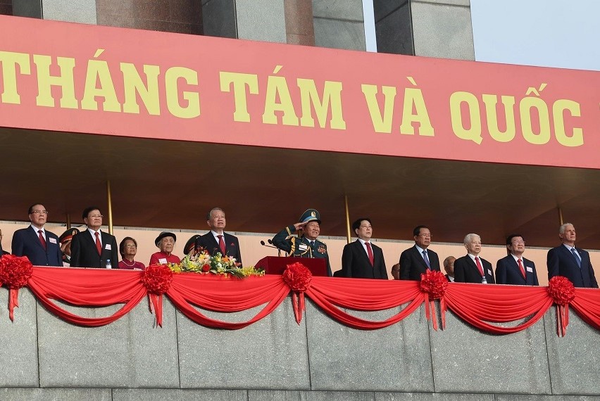 desfile militar independencia de Vietnam