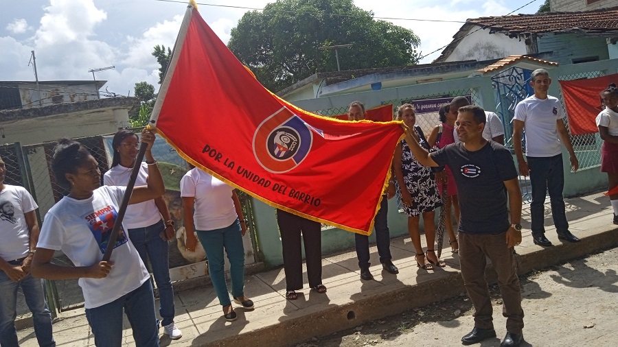 bandera 65 aniversario de los CDR