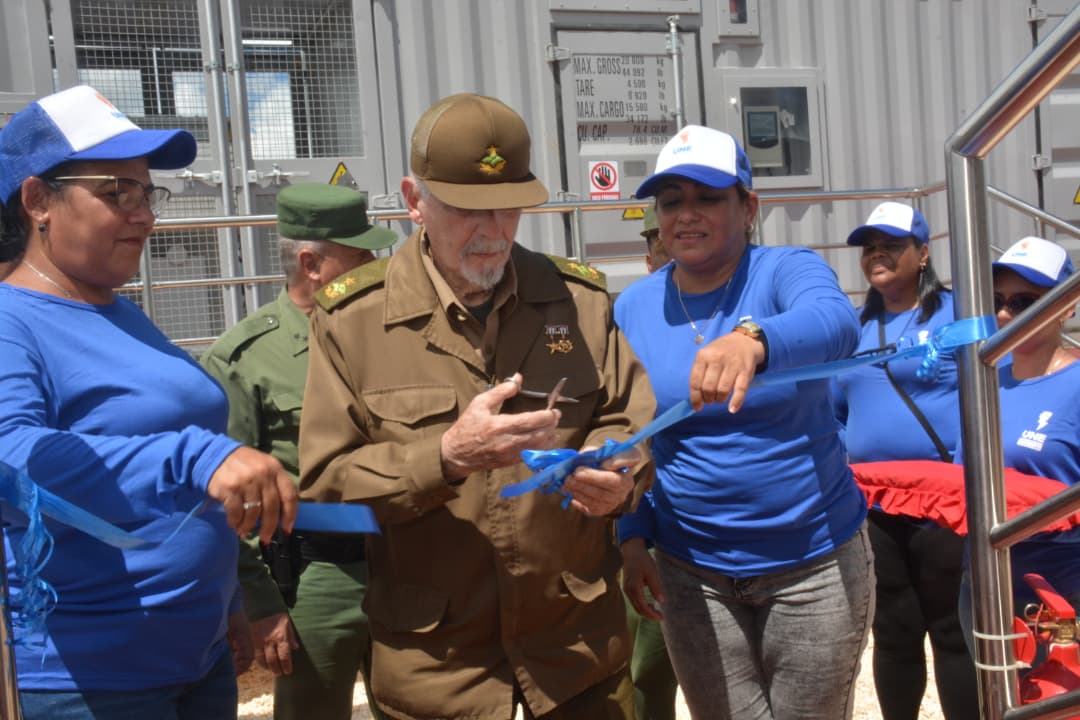Ramiro Valdés inaugura Parque Fotovoltaico en Calabazar de Sagua