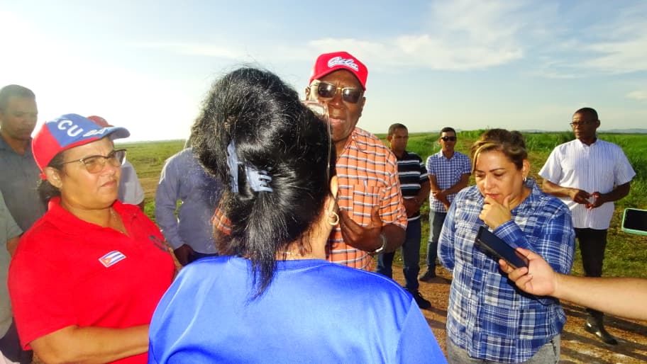 Recorre Valdés Mesa polo arrocero de la costa norte villaclareña