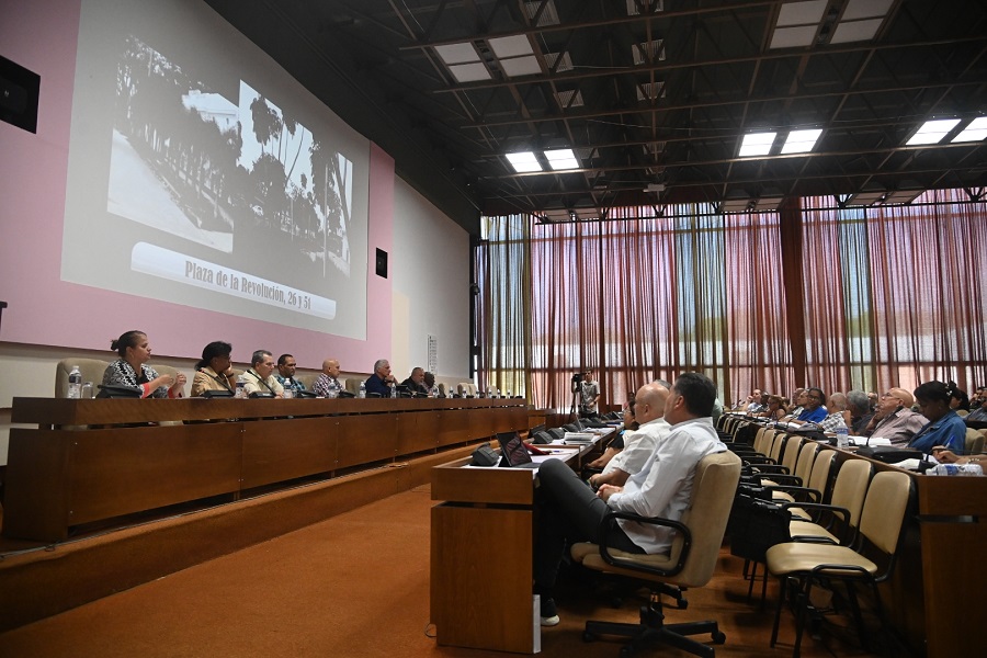 Díaz-Canel insiste en la participación popular