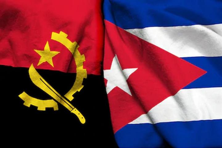 Angola condecorará a otros ocho cubanos por 50 años de independencia