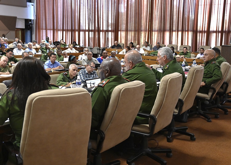 Reunión de control de higiene en La Habana
