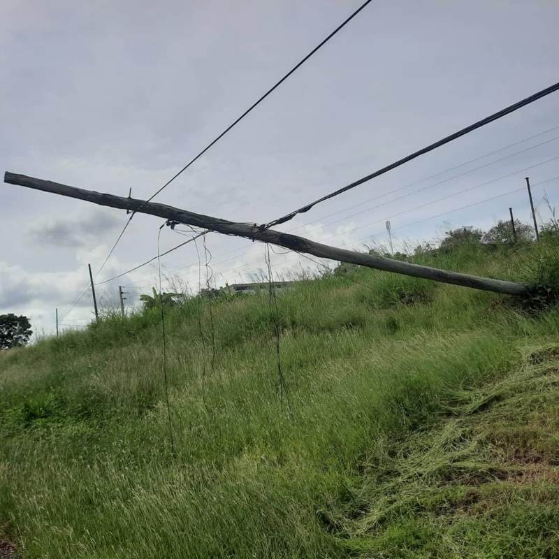 Un Contingente de la Empresa de Telecomunicaciones de Cuba de Cienfuegos (ETECSA) se encuentra en la provincia oriental de Granma recuperando afectaciones que tejó a su paso el Huracán Melissa.