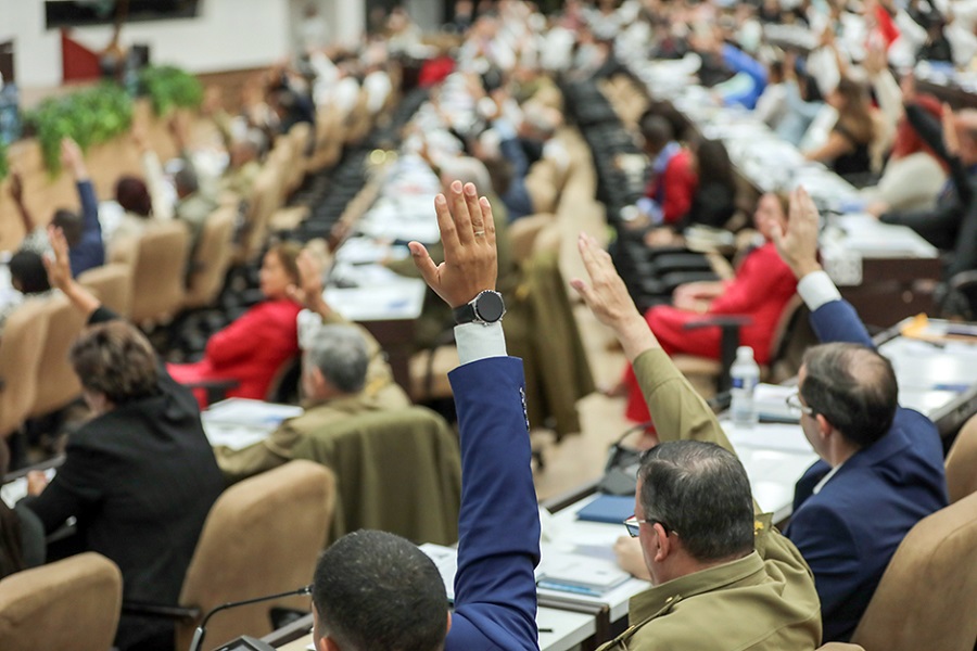 Toledo Santander, nuevo secretario de la Asamblea Nacional