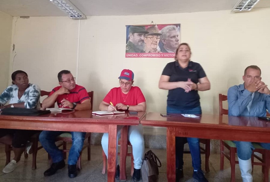 Autoridades de Villa Clara en territorios por inundaciones