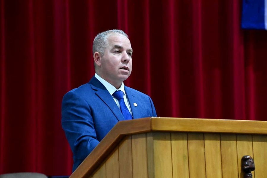 ministro de Finanzas y Precios, Vladimir Regueiro