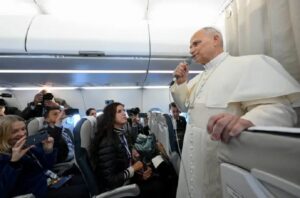 Papa León XIV expresa preocupación ante posible invasión a Venezuela por EE.UU.