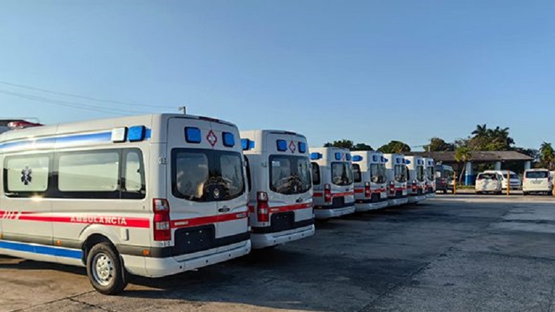 Cuba incorpora 50 nuevas ambulancias al servicio de emergencias