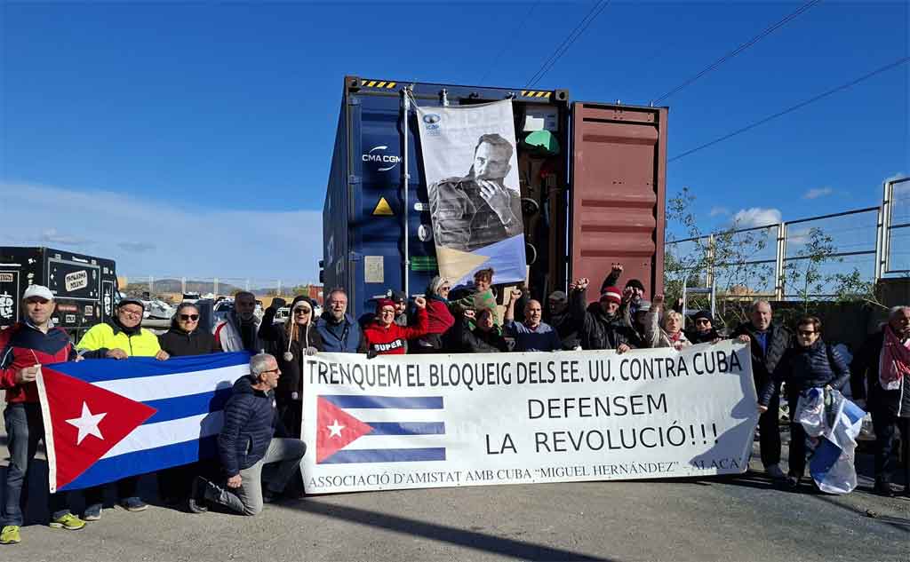 Valencia completa donaciones hacia Cuba por huracán Melissa