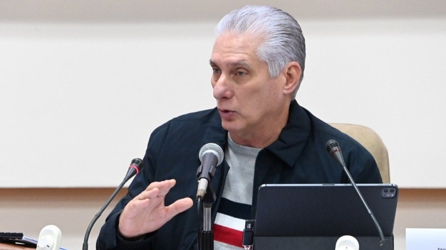 Díaz-Canel en el Pleno de La Habana