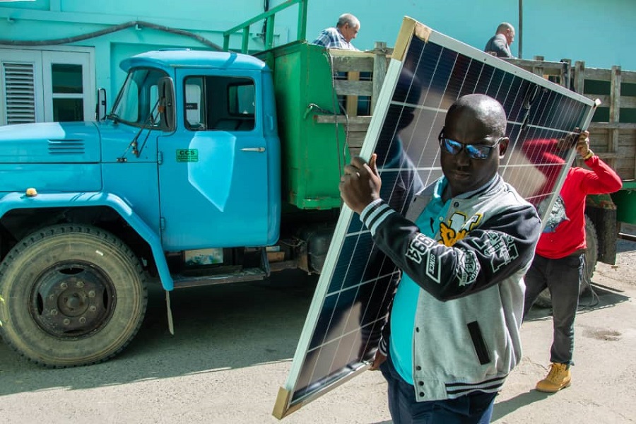 donación de sistema fotovoltaico