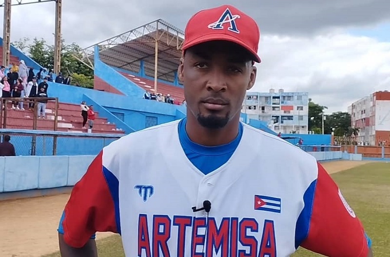 Cazadores ganan su primer juego en una semifinal de la pelota cubana