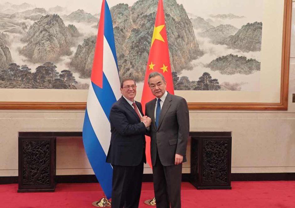 China respalda a Cuba en la defensa de su soberanía