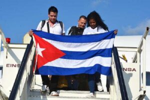 Brigada Médica de jamica de regerso a la Patria