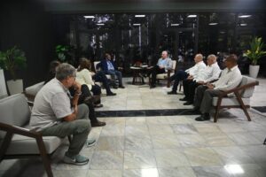 encuentro con líder del Convoy Nuestra América