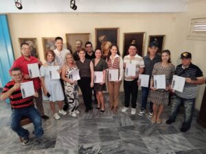 Nuevos graduados de comunicación en Villa Clara