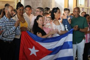 Diplomáticos cubanos en Ecuador