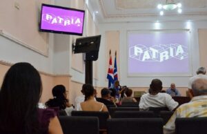 Conferencia de Prensa del V Coloquio Patria