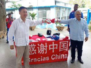 China realiza un importante donativo al deporte cubano
