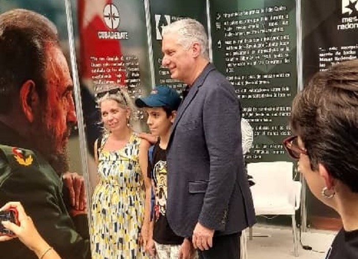 La familia cubana también en el V Coloquio Patria