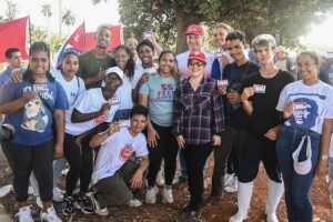 Jornada productiva en otro abril desafiante y de victoria