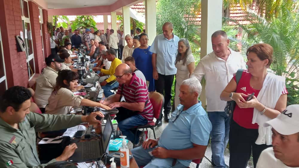 Encabeza embajador mexicano en Cuba visita de cooperación a Villa Clara