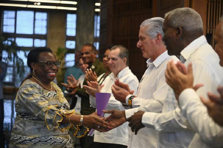 Encabeza Presidente Díaz-Canel el acto por el Día de África