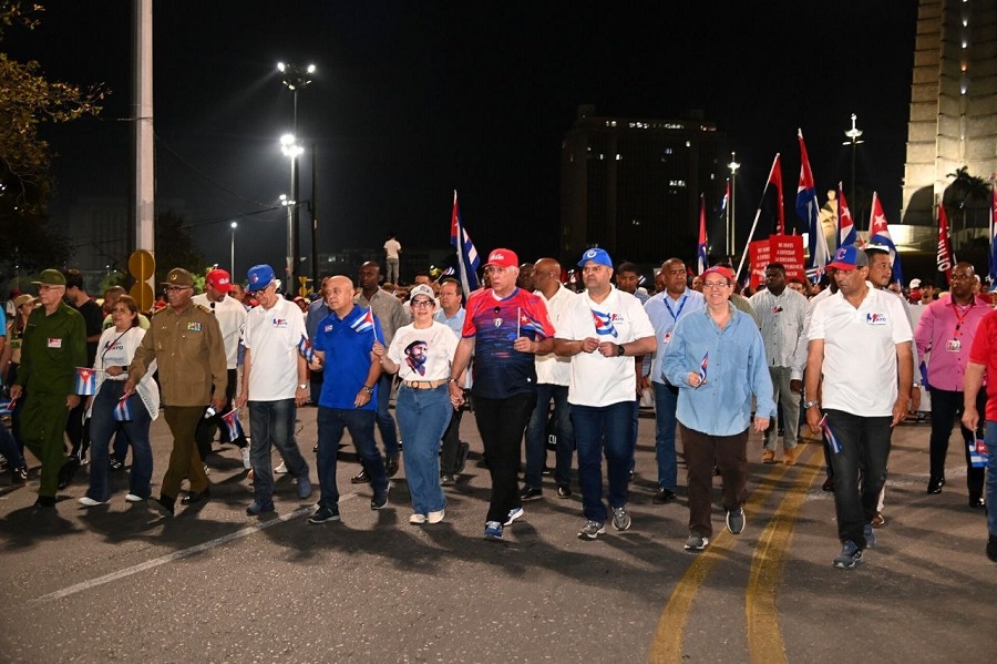 Encabeza Díaz-Canel celebraciones por el Primero de Mayo