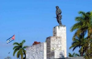 En el centro de la Isla «Son los sueños todavía»