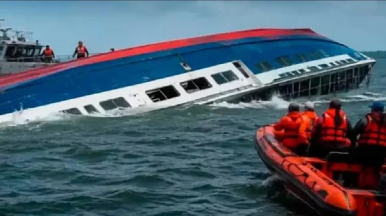 naufragio de ferri en Guyana