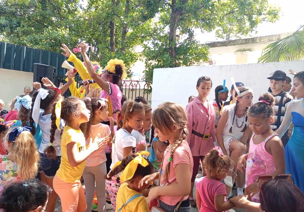 Fiestas populares en Cienfuegos celebrando el 26 de Julio y el cumpleaños de Fidel