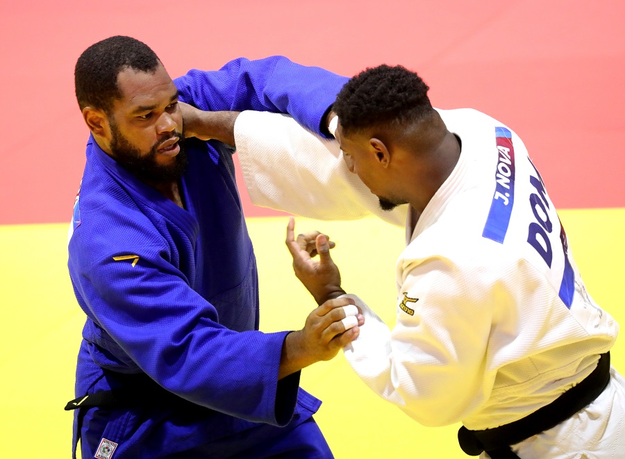 Andy enmudeció el Palacio de Judo de Santo Domingo