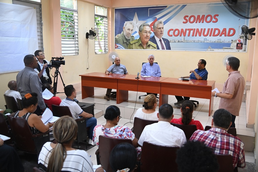 En los municipios está el camino de la prosperidad posible