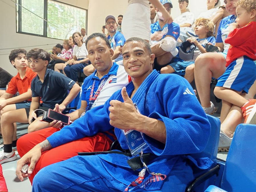 Marlon se creció sobre el tatami